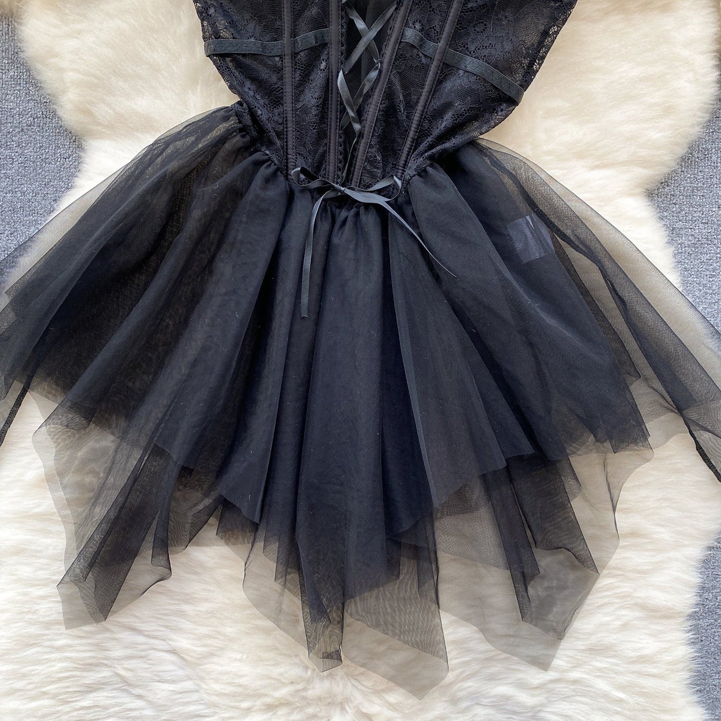 Elegant Lace Corset Dress with Adjustable Straps and Matching Bottoms image 3